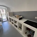 White Dome Retriet *